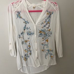 Anthropologie White embroidered blouse
